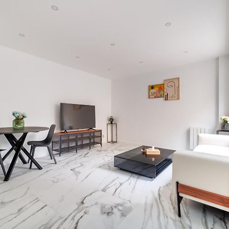 Spacious Flat For 4 People #1 Asnieres-sur-Seine Luaran gambar